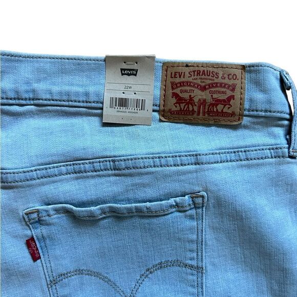 Levi's Plus Size 311 Shaping Capri Jeans 22 W - Picture 4 of 7